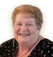 Lynda Dion
